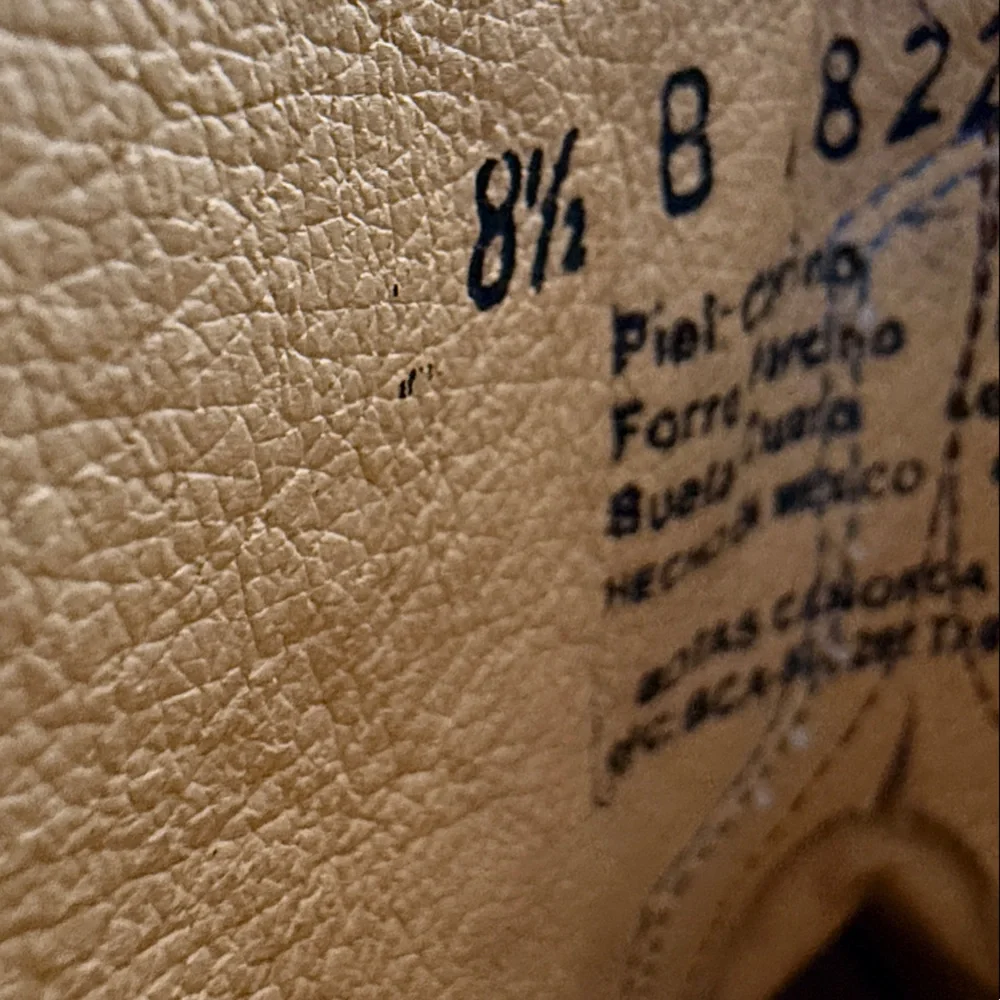 Embroidered Floral Western Boots - Red and Cream - Picture 7 of 7